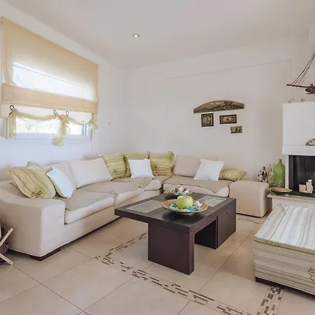 Front Holiday home Toroni