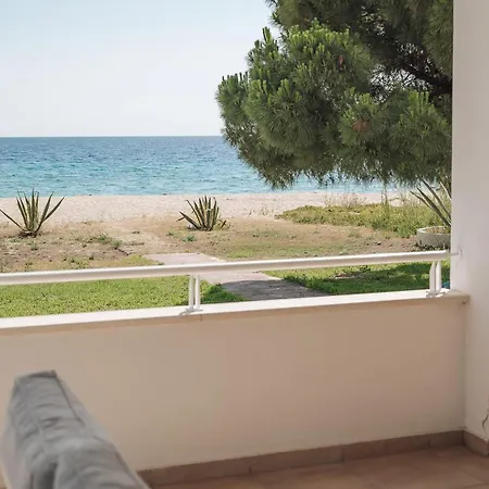Holiday home Front