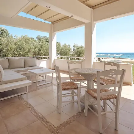 Holiday home Front Toroni