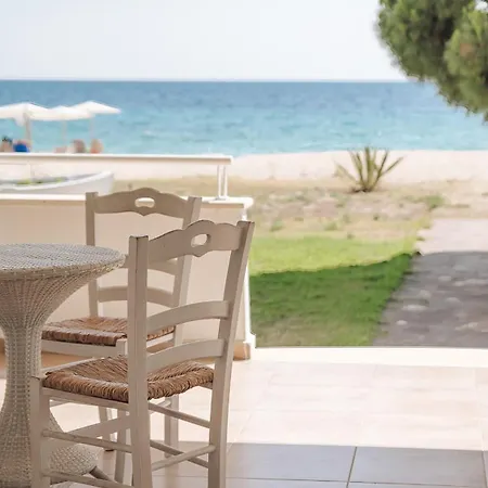 Front Holiday home Toroni